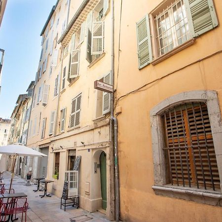 Soft Studio Downtown Close To The Harbour - Dodo Et Tartine Тулон Экстерьер фото
